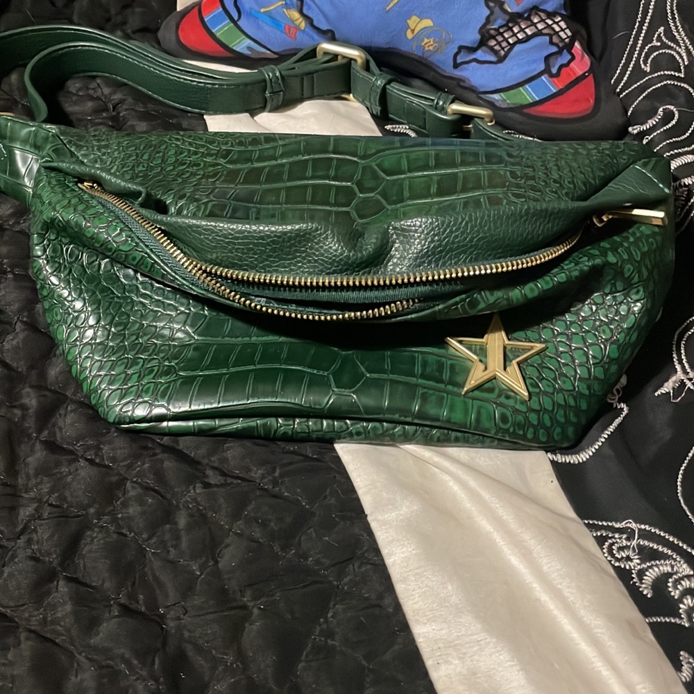 Jeffree Star Crocodile Green Crossbag NEW